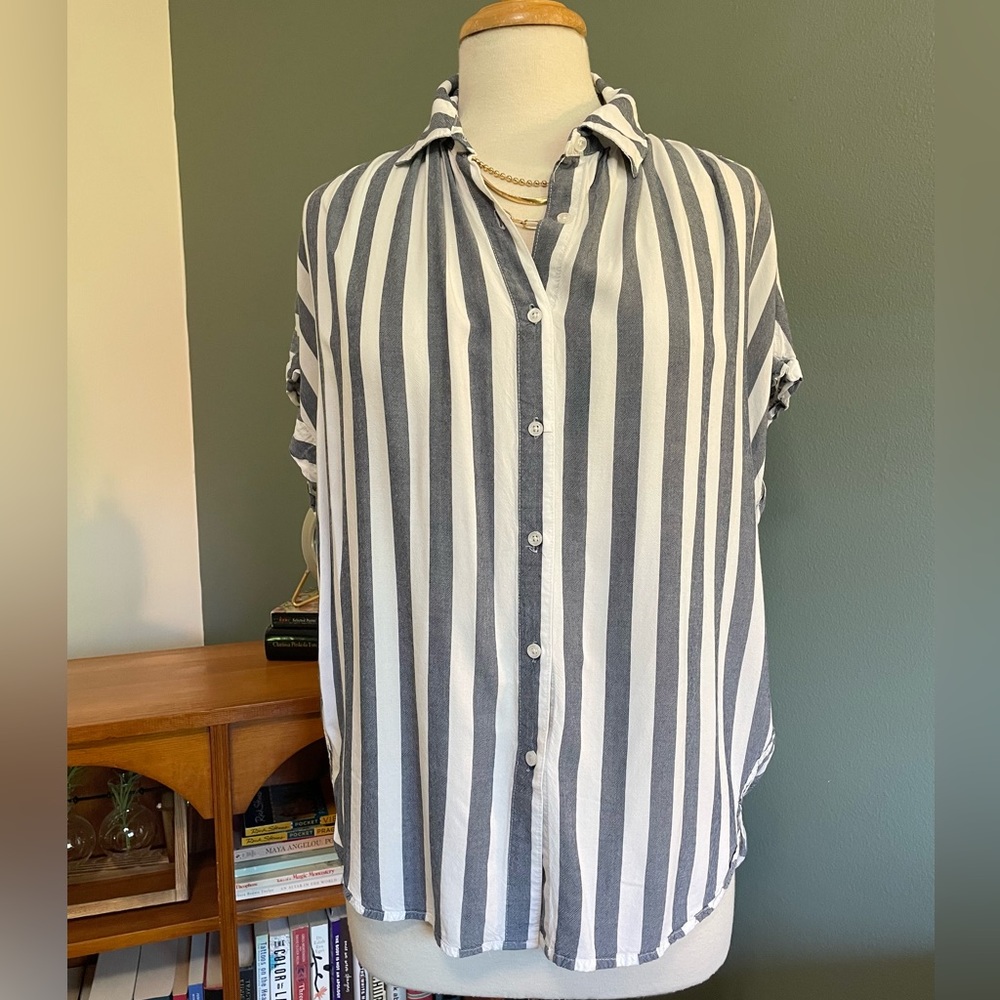 Sneak Peek Oversized Striped Button Down Top - Picture 2 of 8
